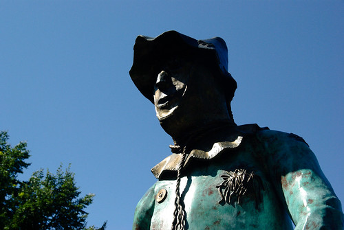The Scarecrow statue in Oz Park located around Lincoln Park, IL.