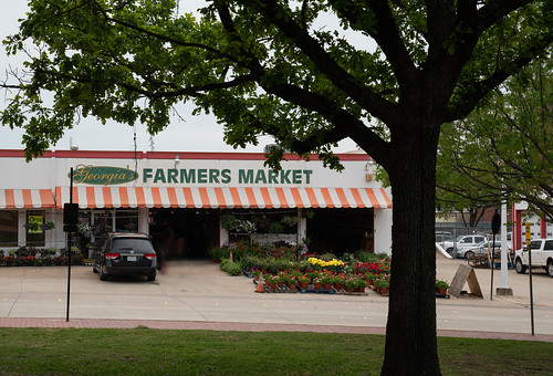 Image of a storefront farmer's market in Georgia.
