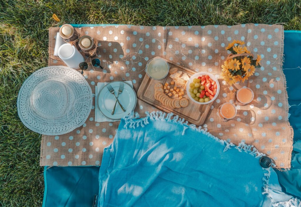 An idyllic picnic blanket setting in Mason, OH