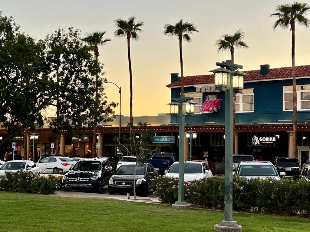 A lineup of restaurants in Chandler, AZ