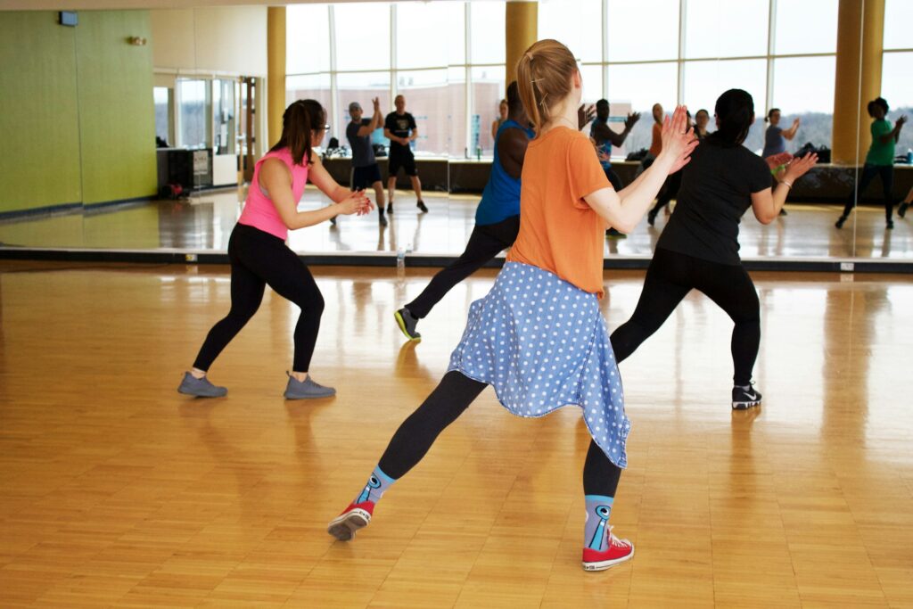 A group of people in an exercise class in Bridgewater, NJ